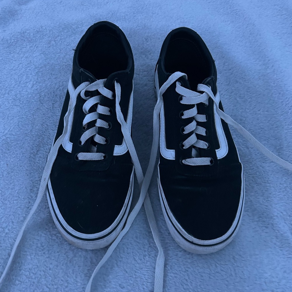 Black vans